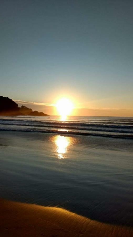 Apartamento Ubatuba - Praia grande - 250m da Praia Exterior foto