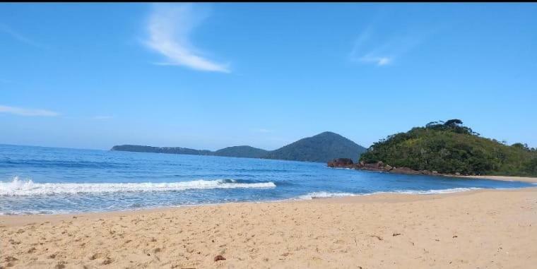 Apartamento Ubatuba - Praia grande - 250m da Praia Exterior foto